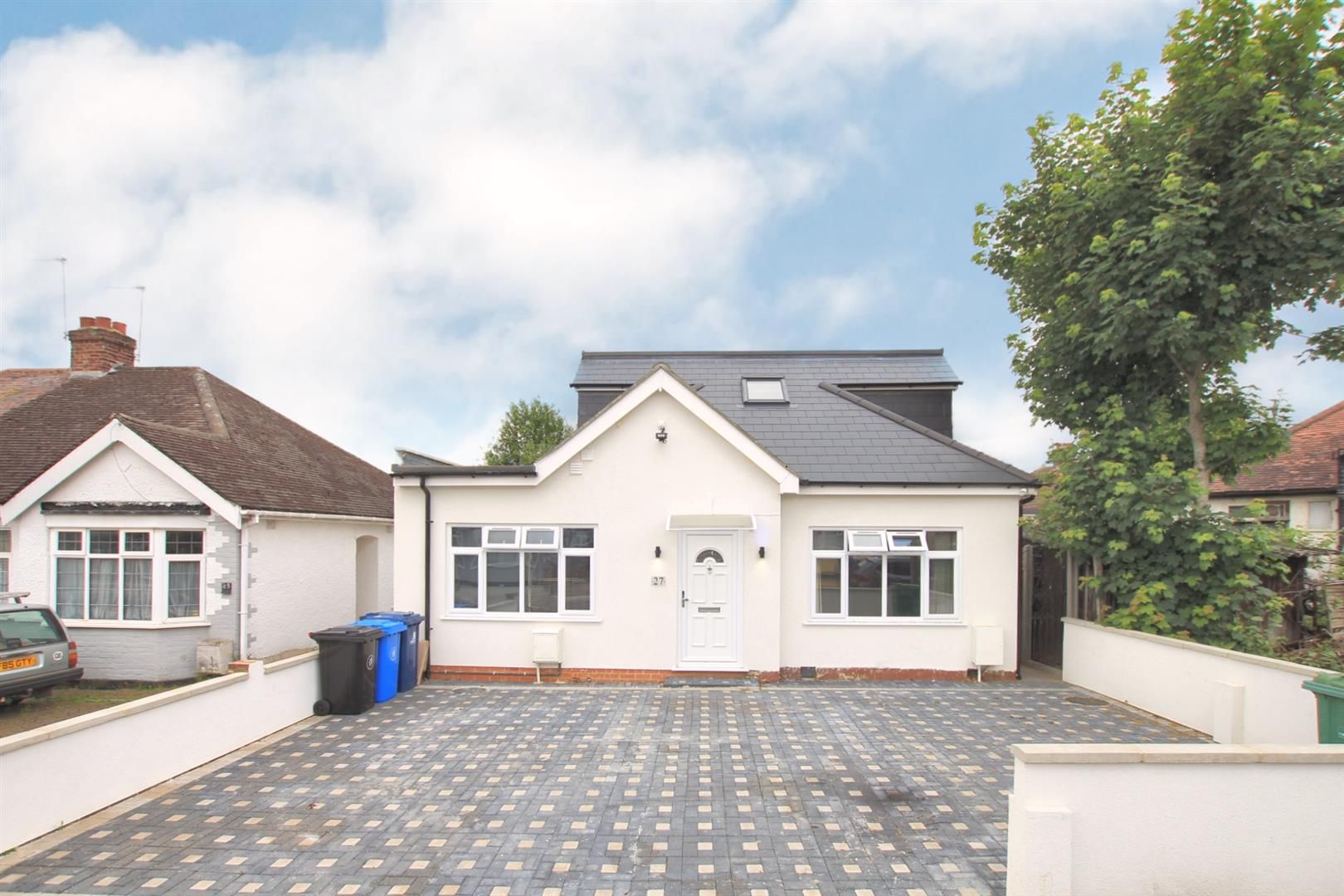 7 bed detached bungalow for sale in Manor Avenue, Northolt UB5 Zoopla