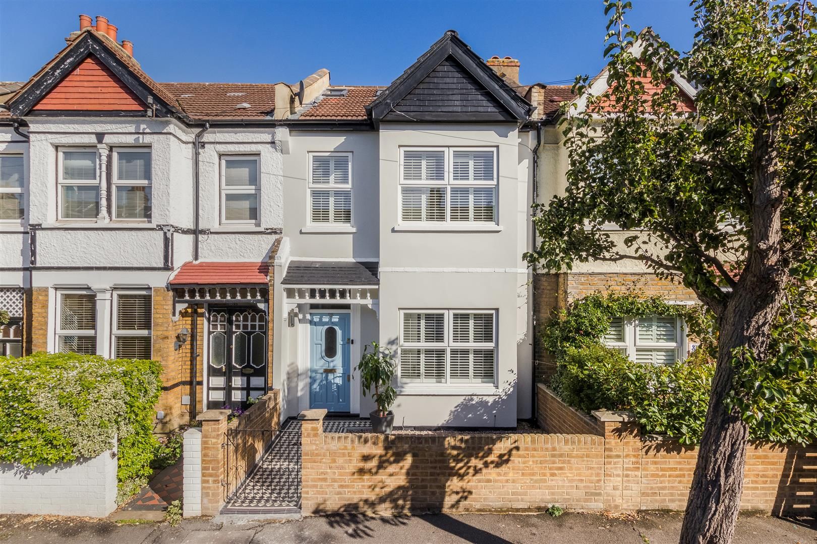 3 bed terraced house for sale in Clifton Park Avenue, London SW20 Zoopla