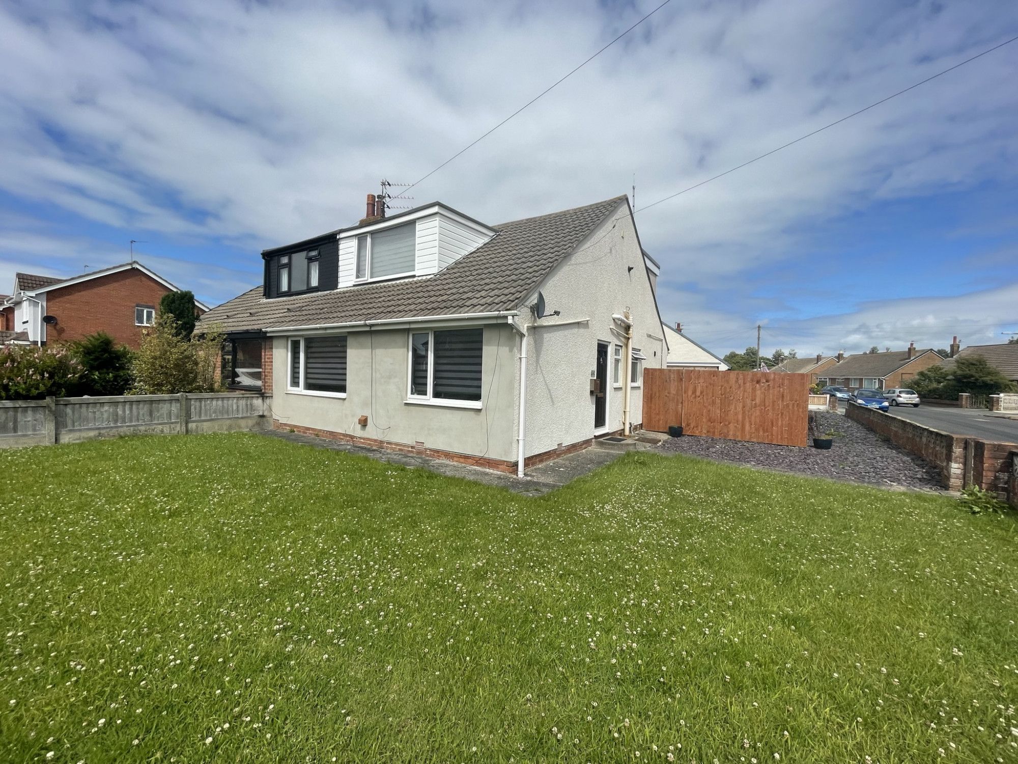 3 bed bungalow for sale in Redcar Avenue, Cleveleys FY5 Zoopla