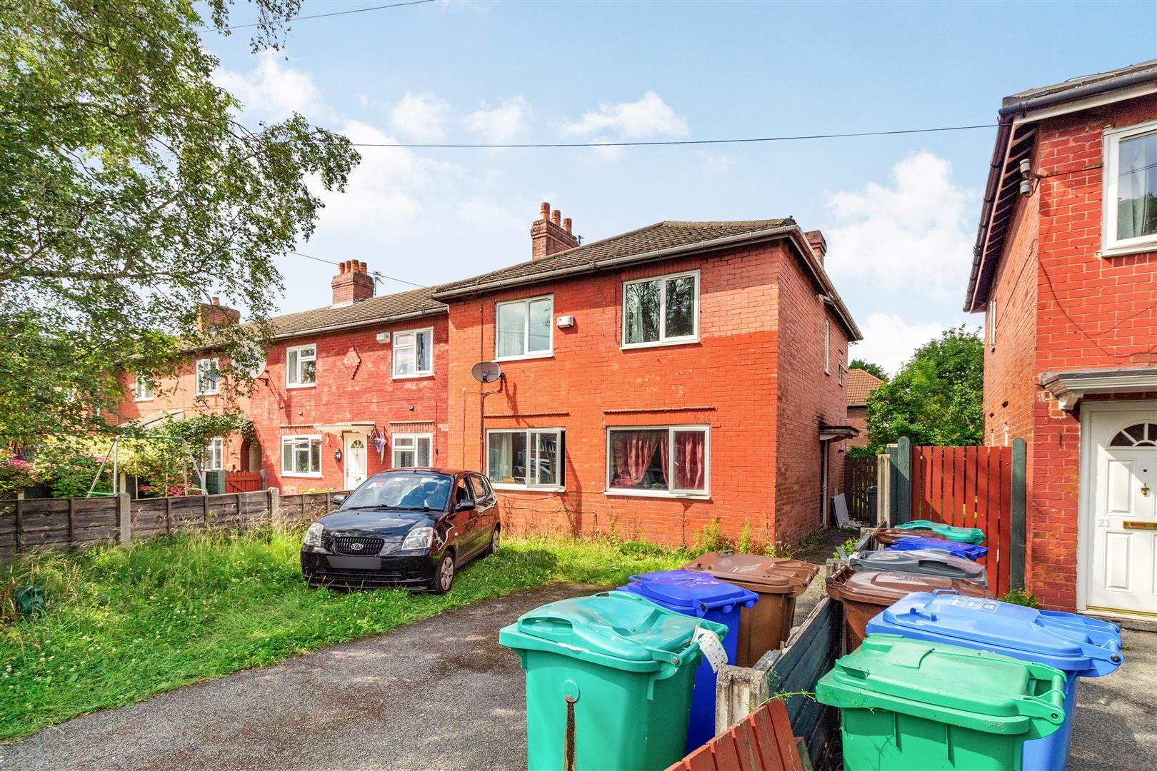 Aston Avenue, Manchester M14  