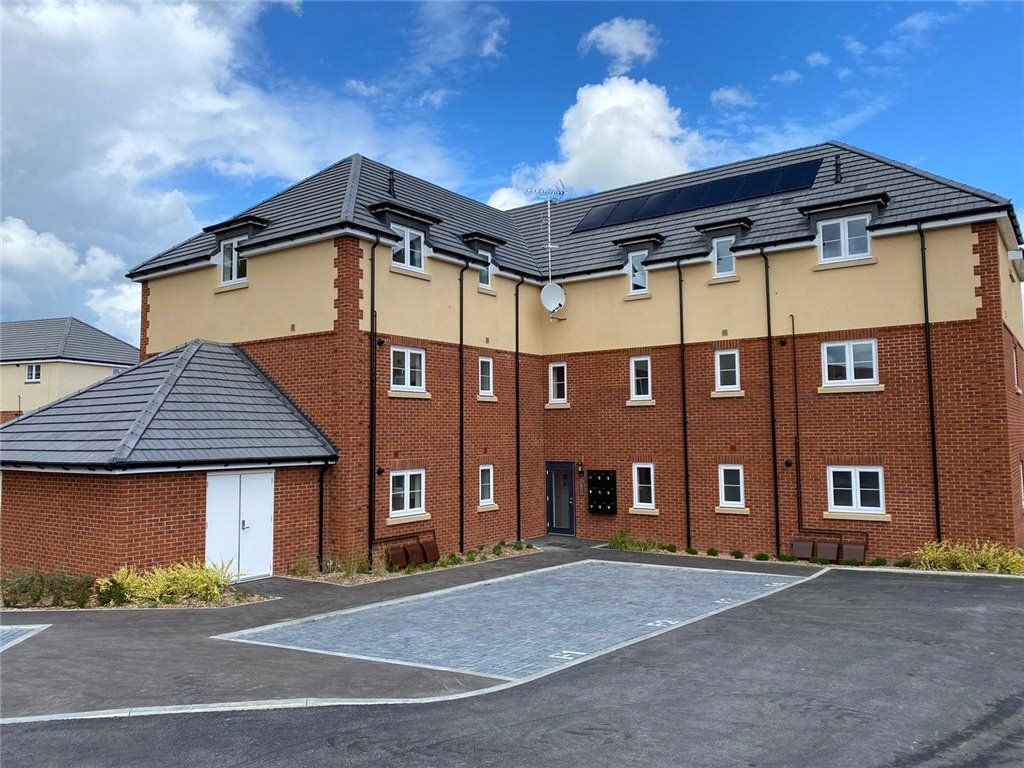 Flat 3, 3 Queen Road, Wokingham RG41  