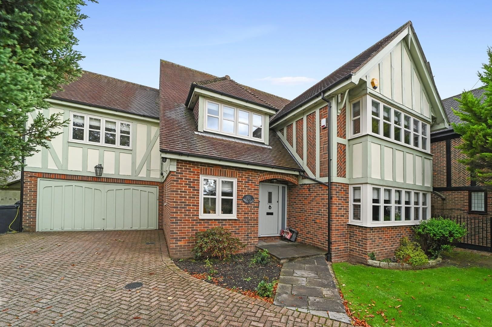 6 bed detached house for sale in Bury Lane, Epping CM16 Zoopla