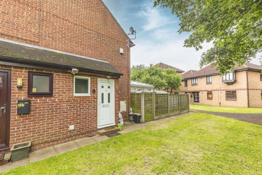 1 bed terraced house for sale in Vicarage Way, Colnbrook SL3 Zoopla