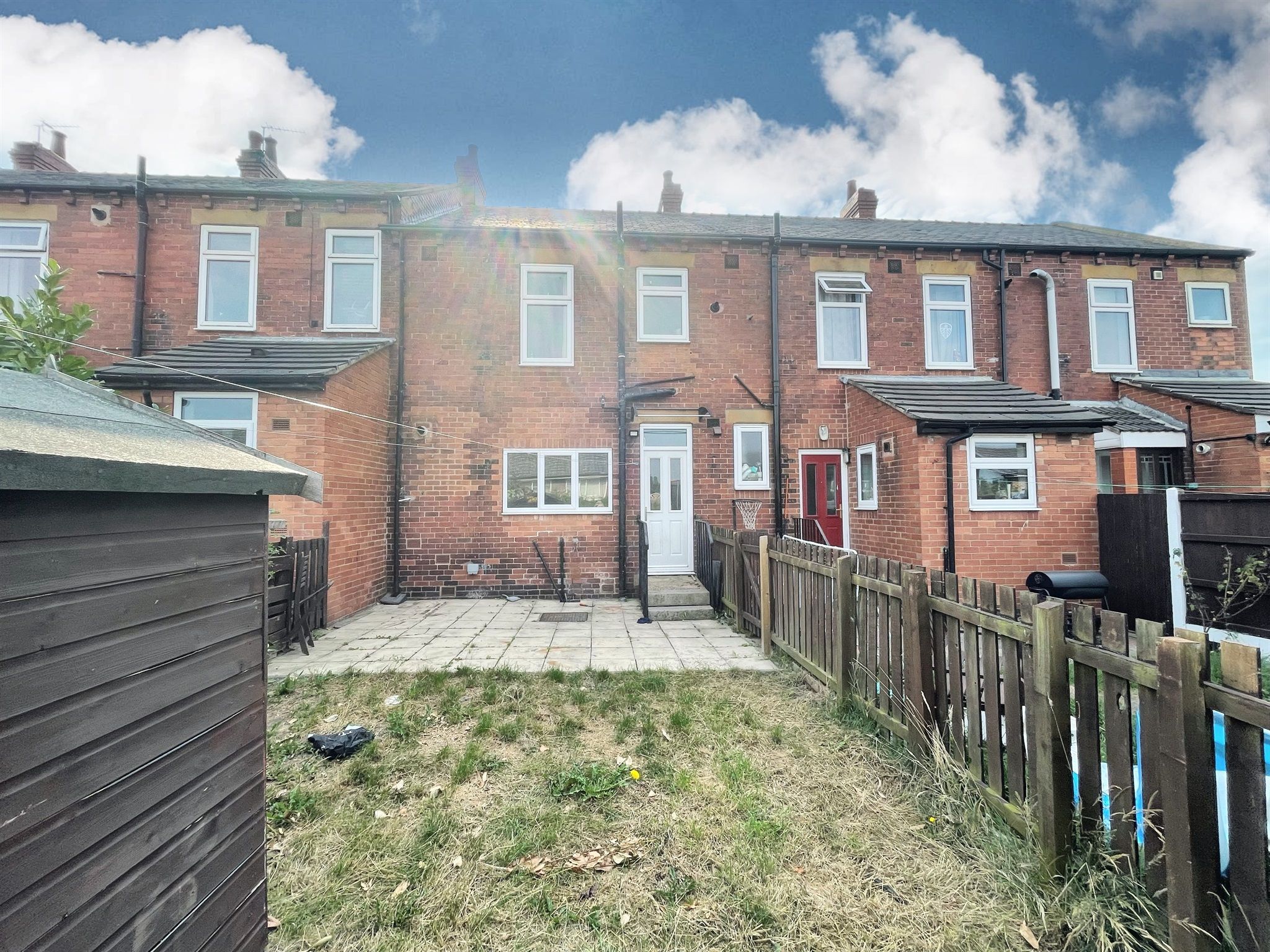 2 bed terraced house for sale in Main Street, East Ardsley, Wakefield