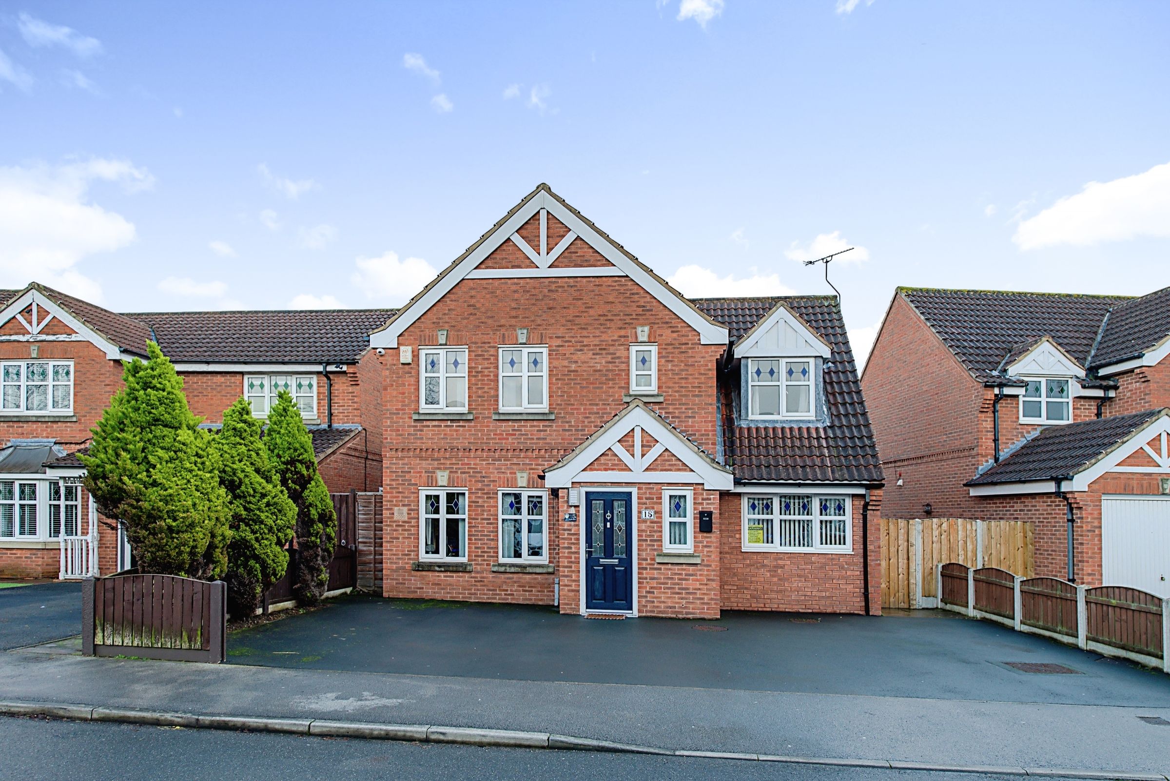 4 bed detached house for sale in Keystone Avenue, Glasshoughton