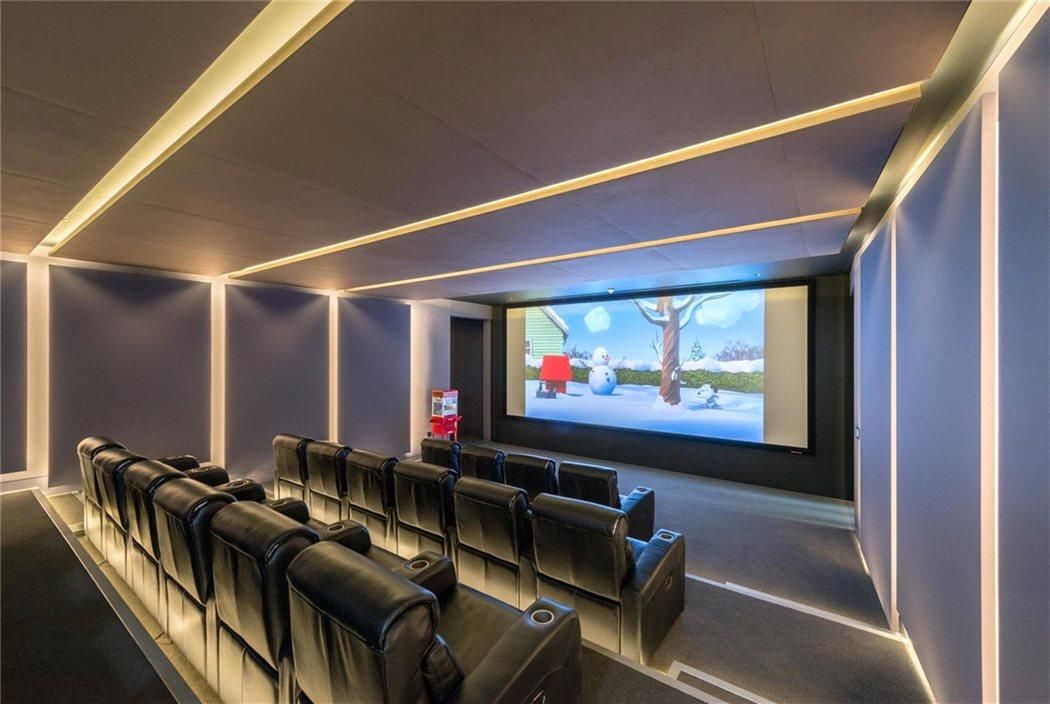 Perilla House, Leman Street, Aldgate, London E1.