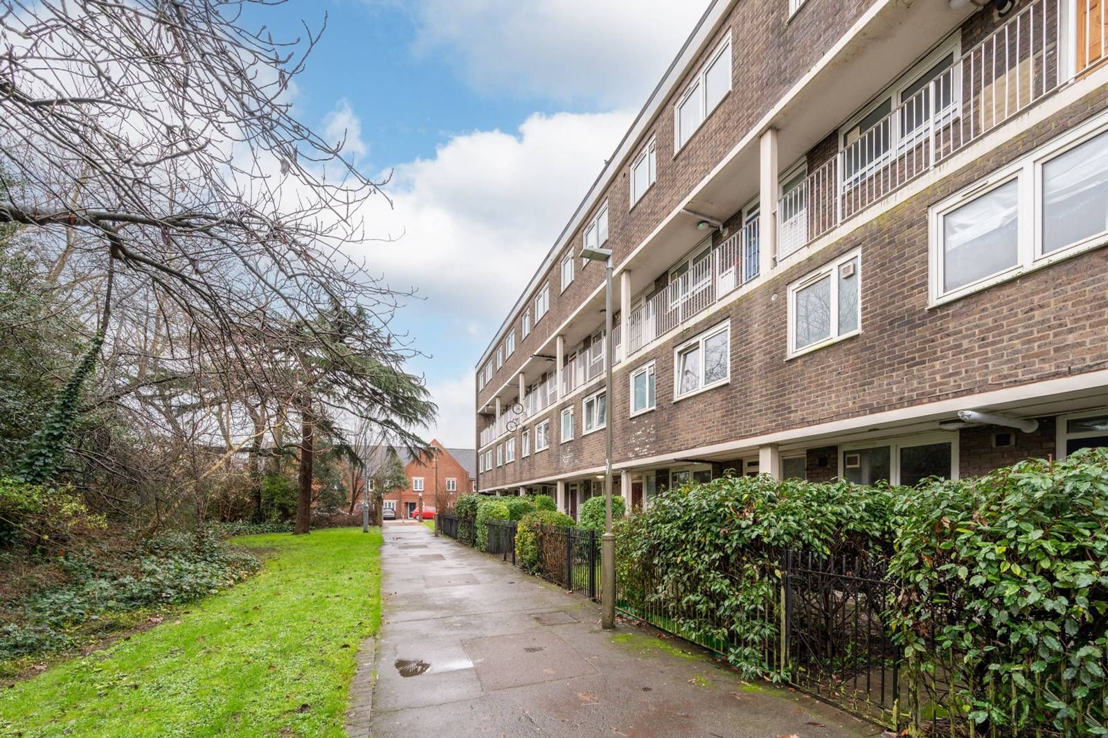 3 bed flat for sale in Tooting Bec Road, Tooting Bec, London SW17 Zoopla
