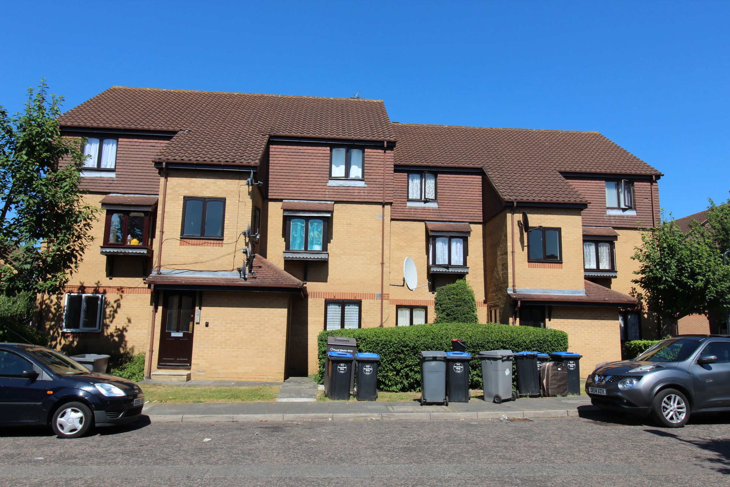 Shepherds Walk, Dollis Hill, London NW2  