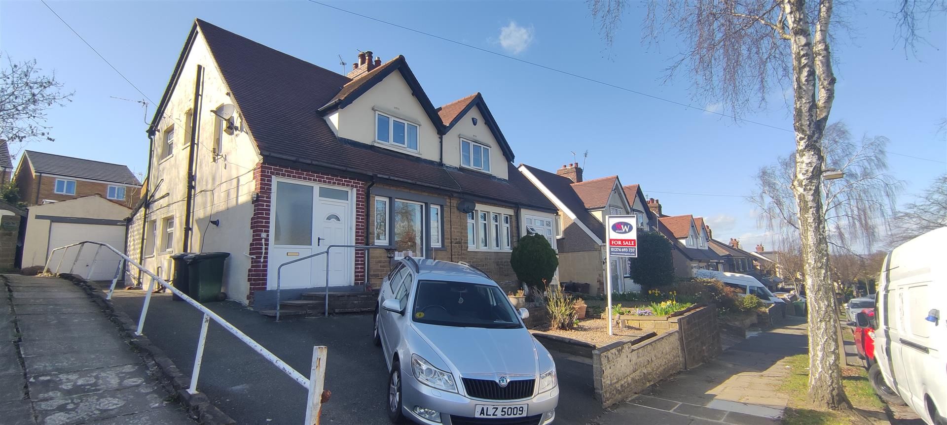 Rooley Crescent, Bradford, Bd 6 BD6  