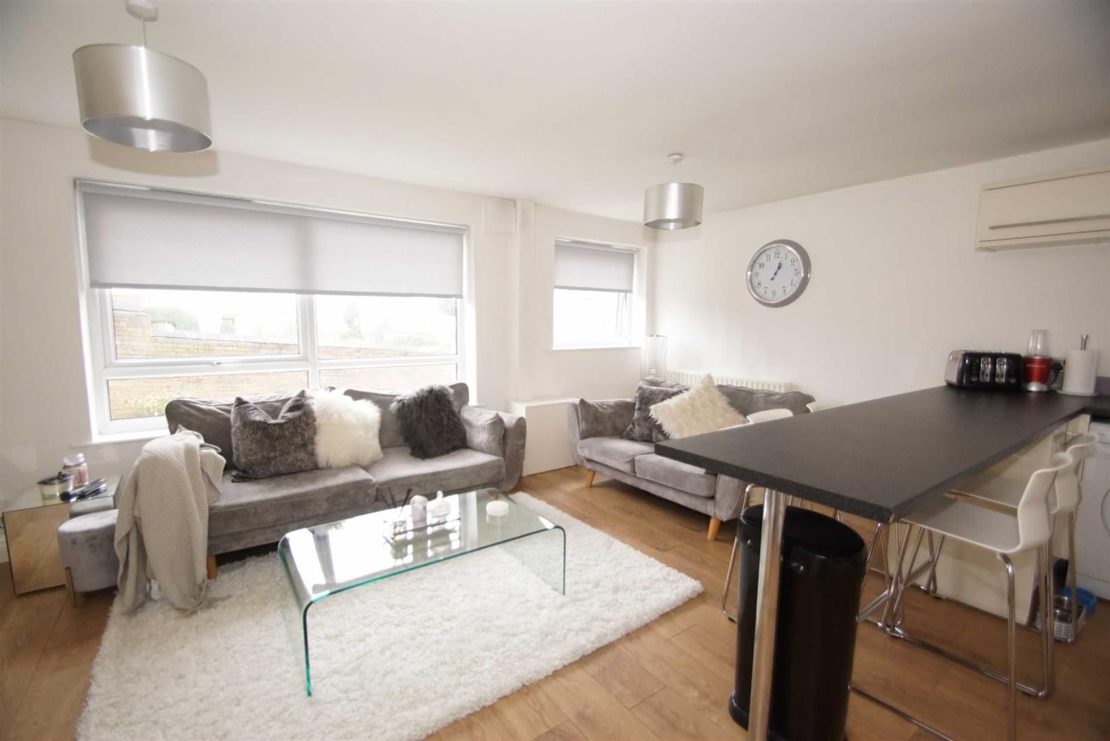 2 bed flat to rent in Wensleydale Court, Stainbeck Lane, Leeds LS7 Zoopla