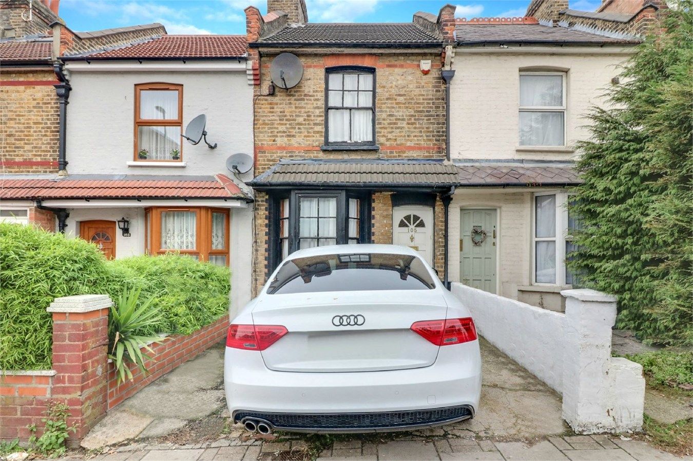 3 bed terraced house to rent in Colindale Avenue, Colindale NW9 Zoopla