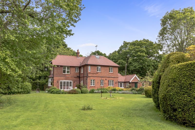 4 bed detached house for sale in Cat Street, Upper Hartfield, Hartfield