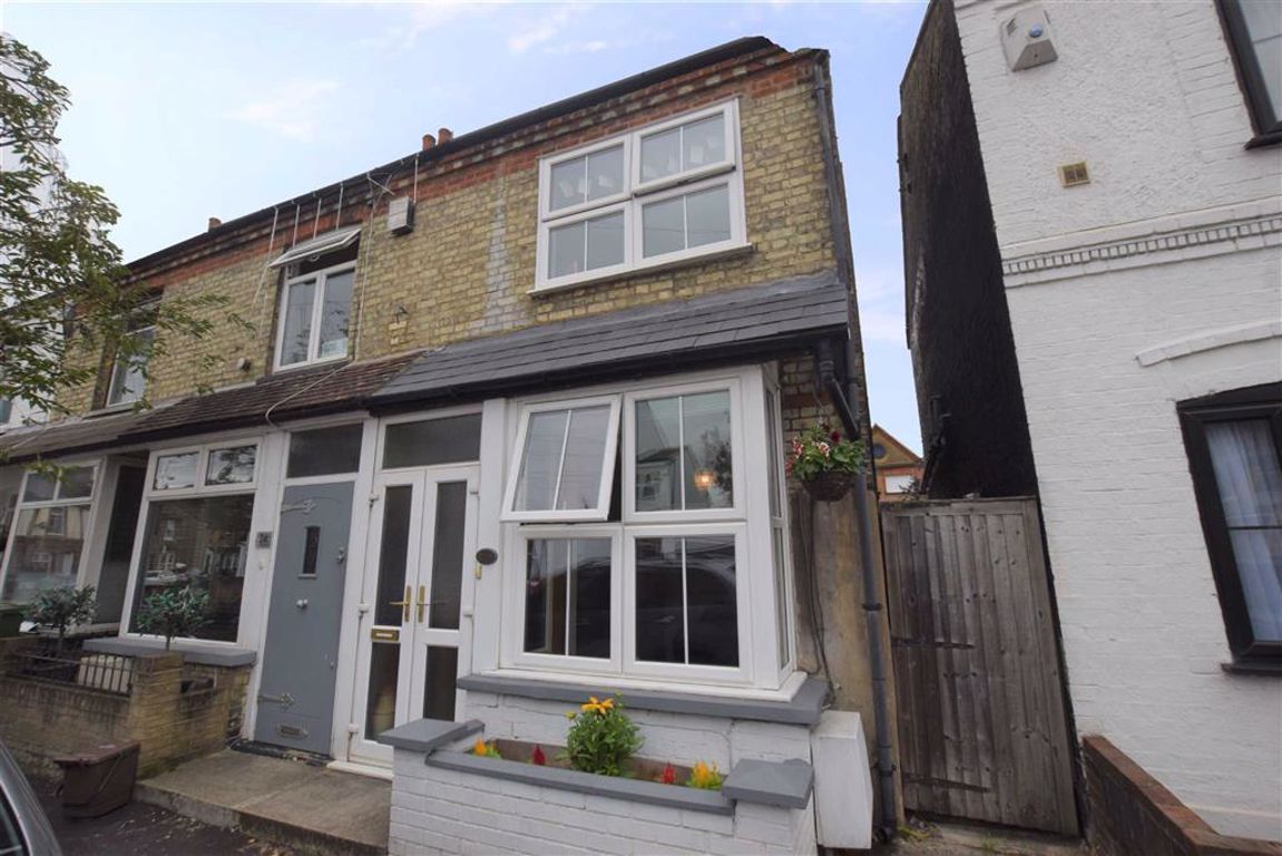 Lammas Road, Watford WD18  