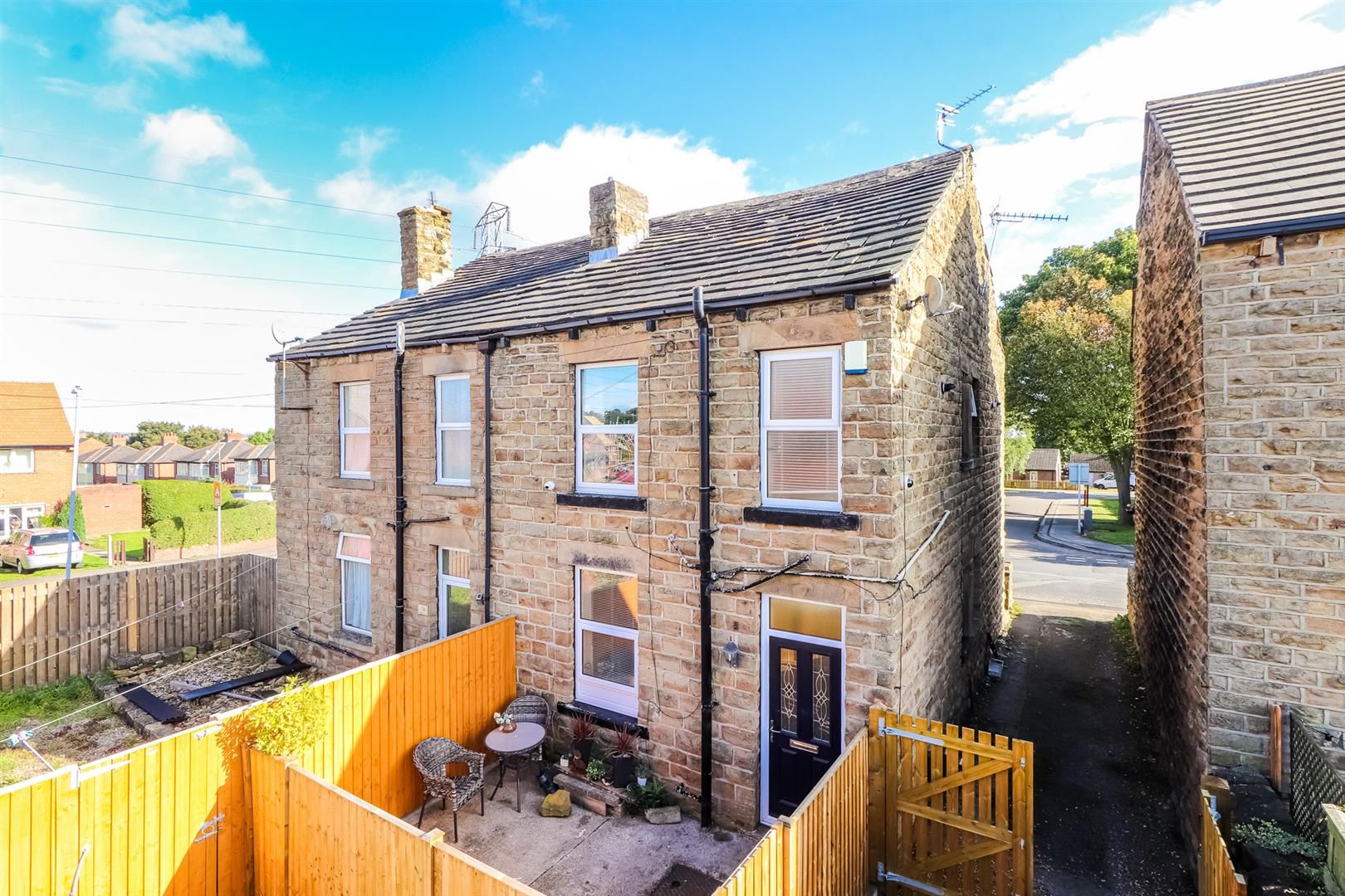 1 bed terraced house to rent in Edge Lane, Thornhill Edge WF12 Zoopla