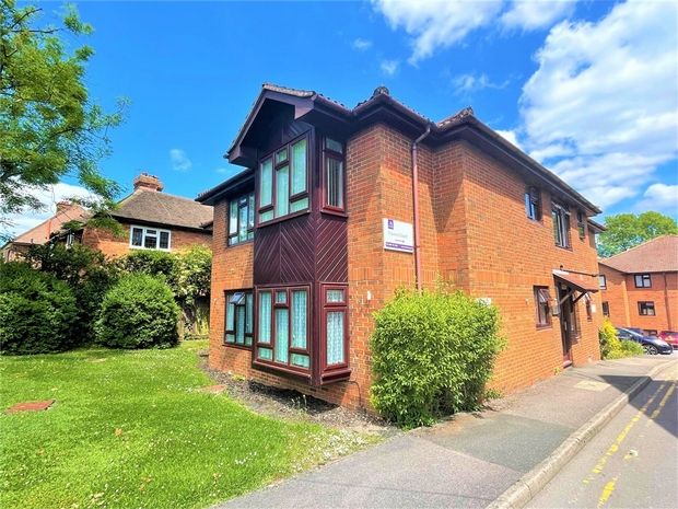 Francis Court Worplesdon Road Guildford Surrey GU2  