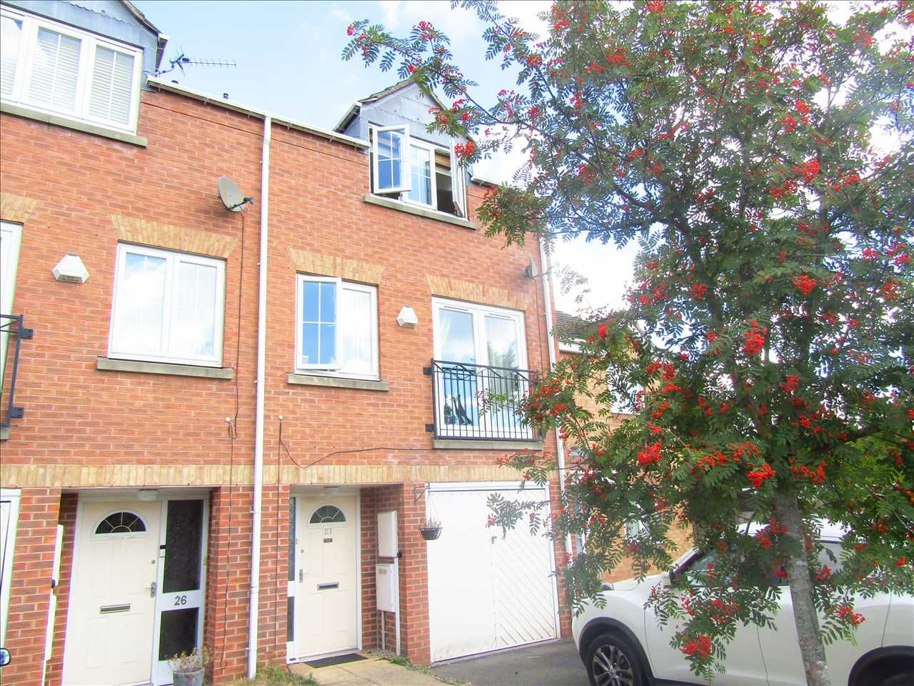 3 bed semidetached house for sale in Little Holland Gardens, Nuthall