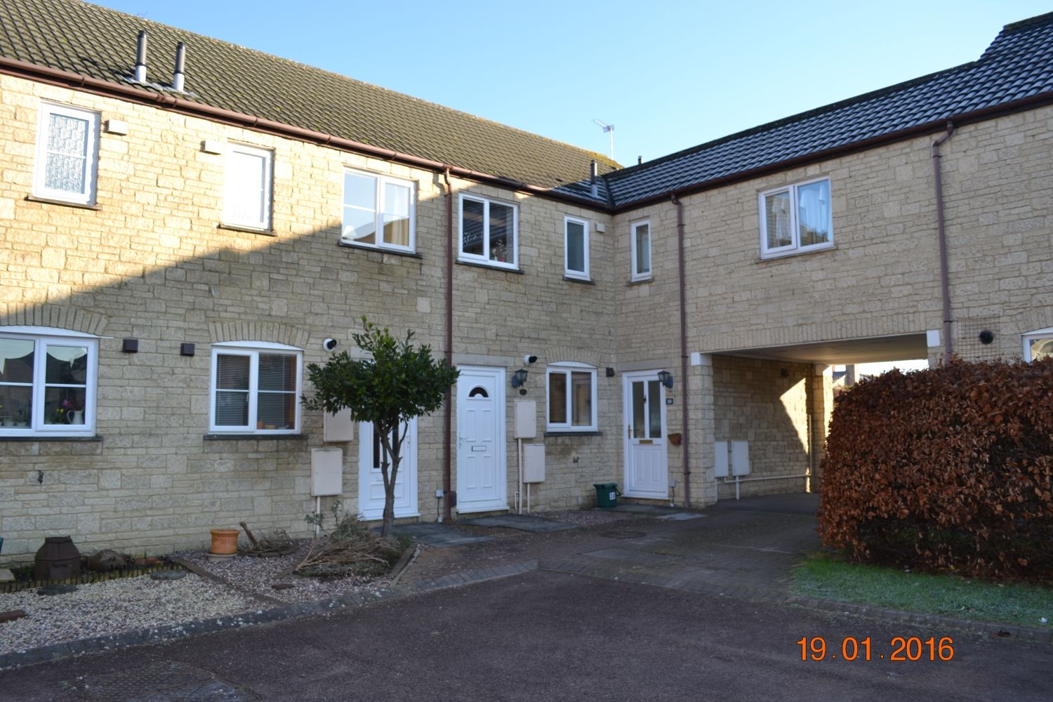 2 bed terraced house to rent in Lilac Close, Up Hatherley, Cheltenham