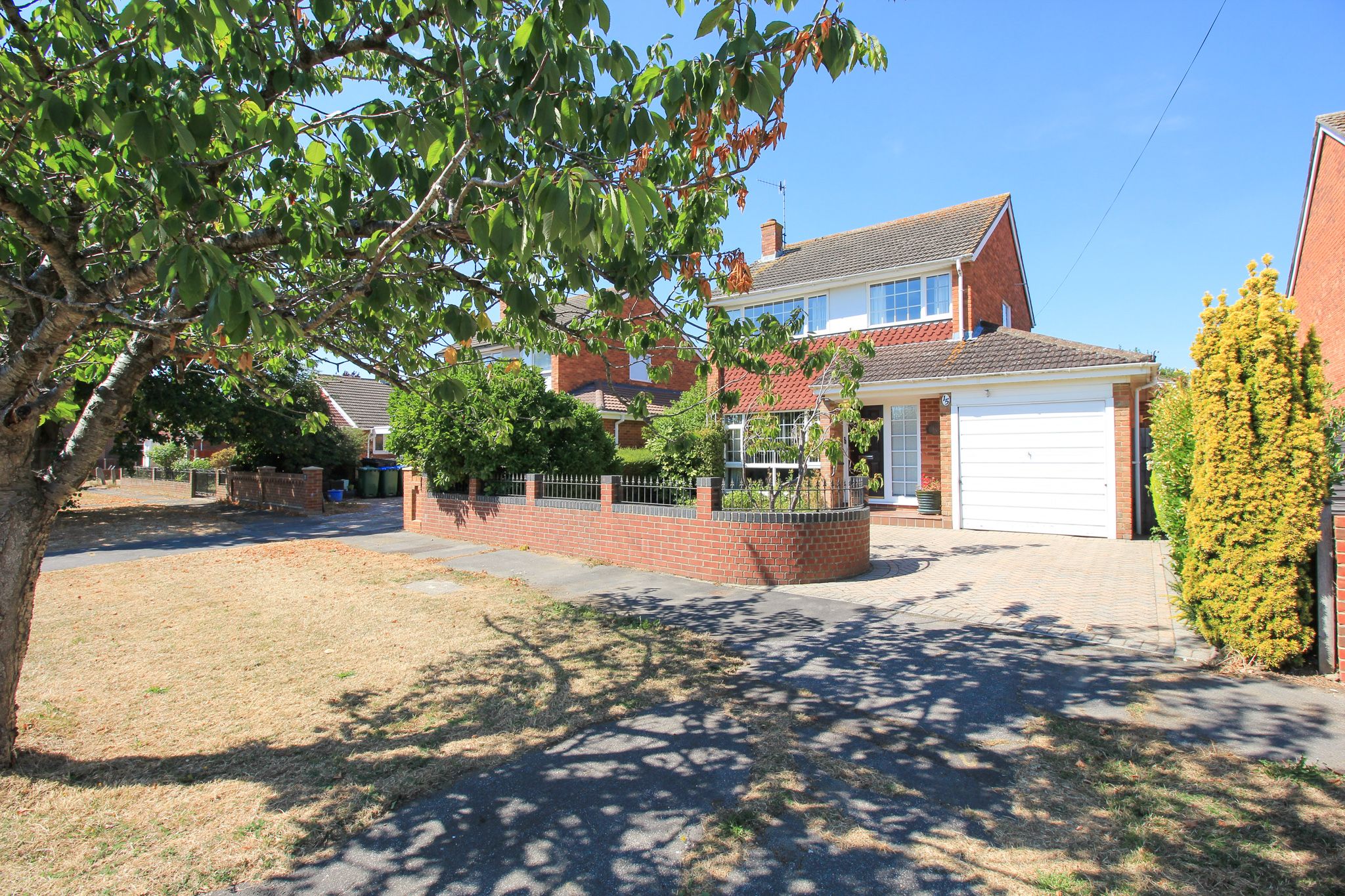 3 bed detached house for sale in Longmynd Drive, Fareham PO14 Zoopla