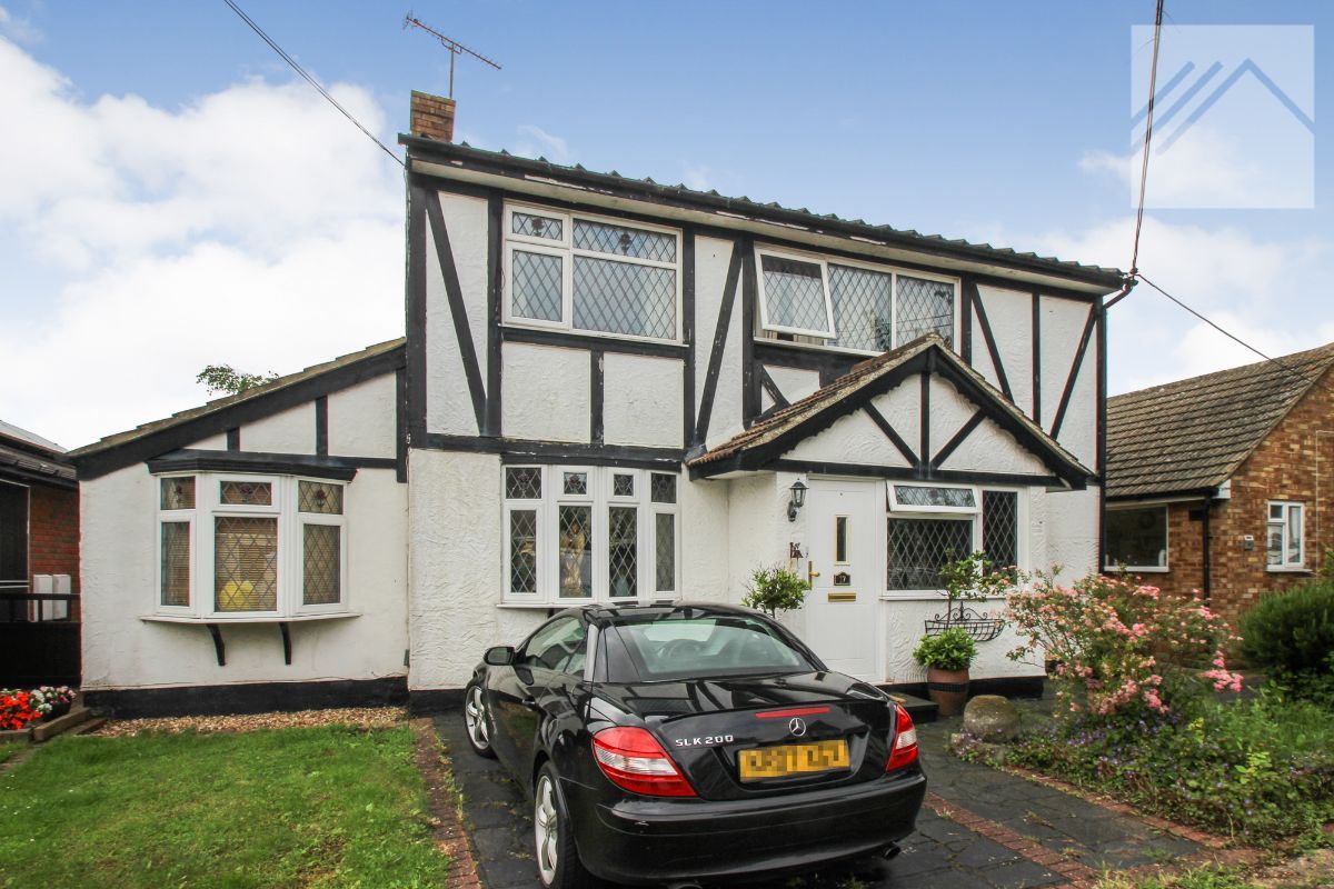 Heeswyk Road, Canvey Island SS8  