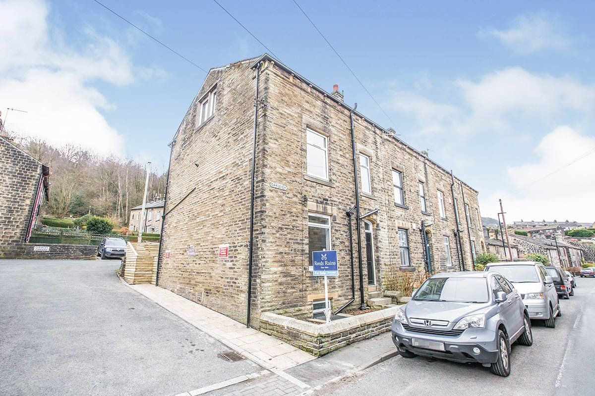 4 bed end terrace house for sale in Oakleigh, Scout Road, Mytholmroyd