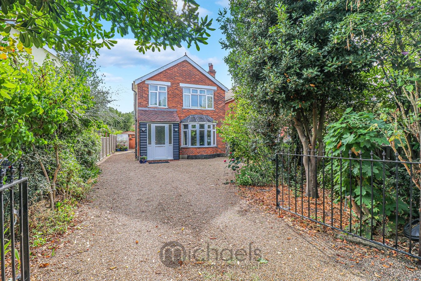 3 bed detached house for sale in Ipswich Road, Colchester CO4 Zoopla