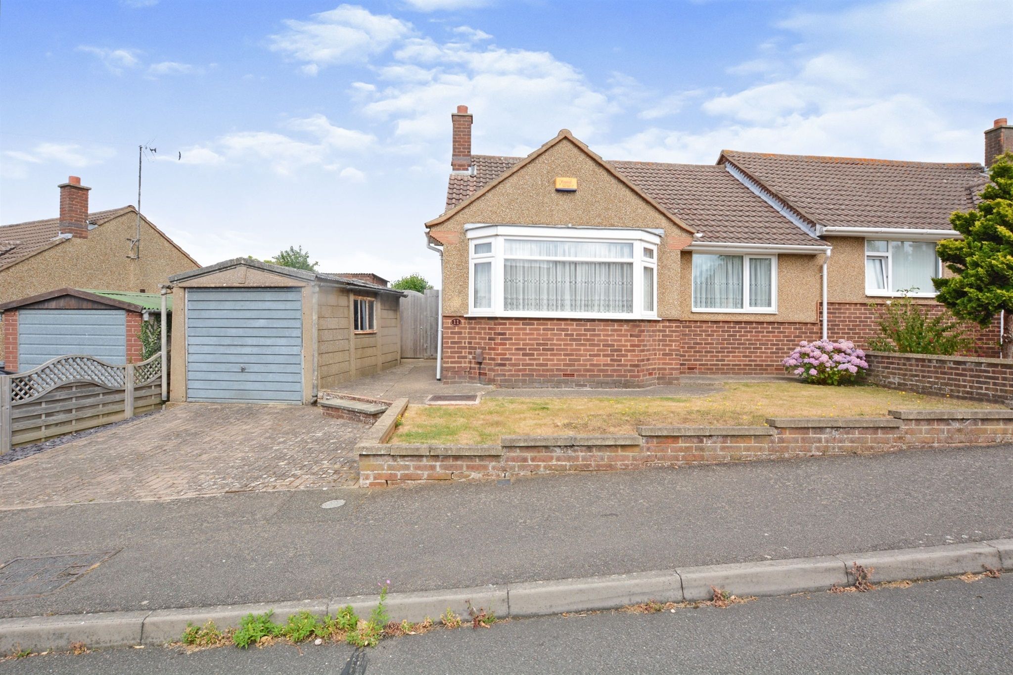 2 bed semidetached bungalow for sale in Pendered Road, Wellingborough