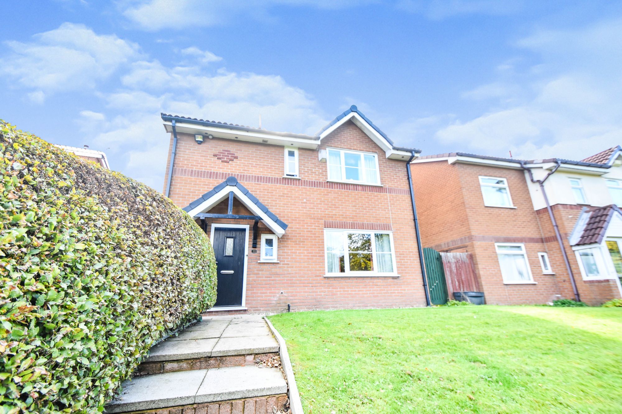 4 bed detached house for sale in Ringstone Close, Prestwich M25 Zoopla