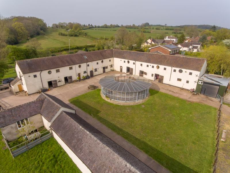 4 bed barn conversion for sale in Watering Trough Bank, Madeley Heath