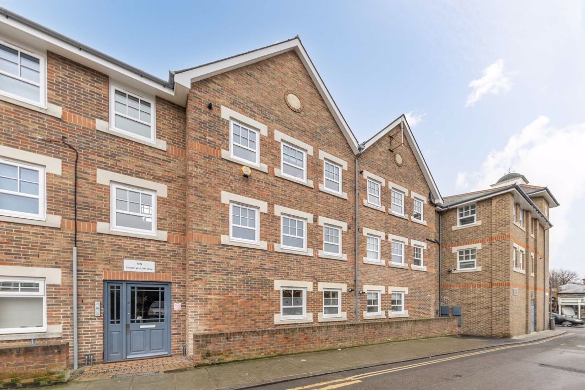 1 bed flat for sale in South Worple Way, London SW14 Zoopla