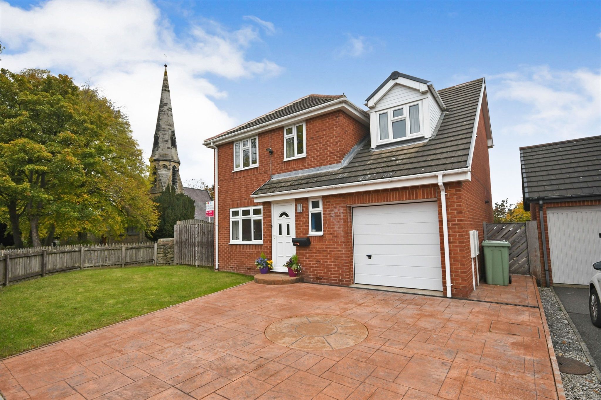 4 bed detached house for sale in Old School Lane, Calow, Chesterfield
