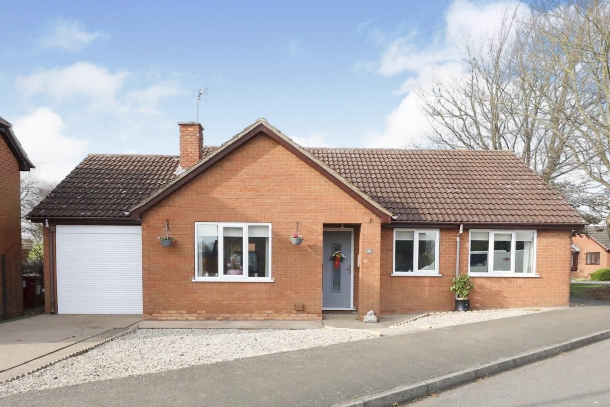 3 bed detached bungalow for sale in Saxon Court, Bottesford, Scunthorpe