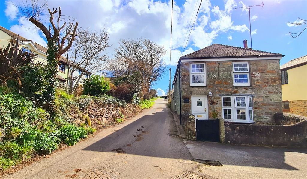 3 bed detached house for sale in Primrose Hill, Goldsithney, Penzance