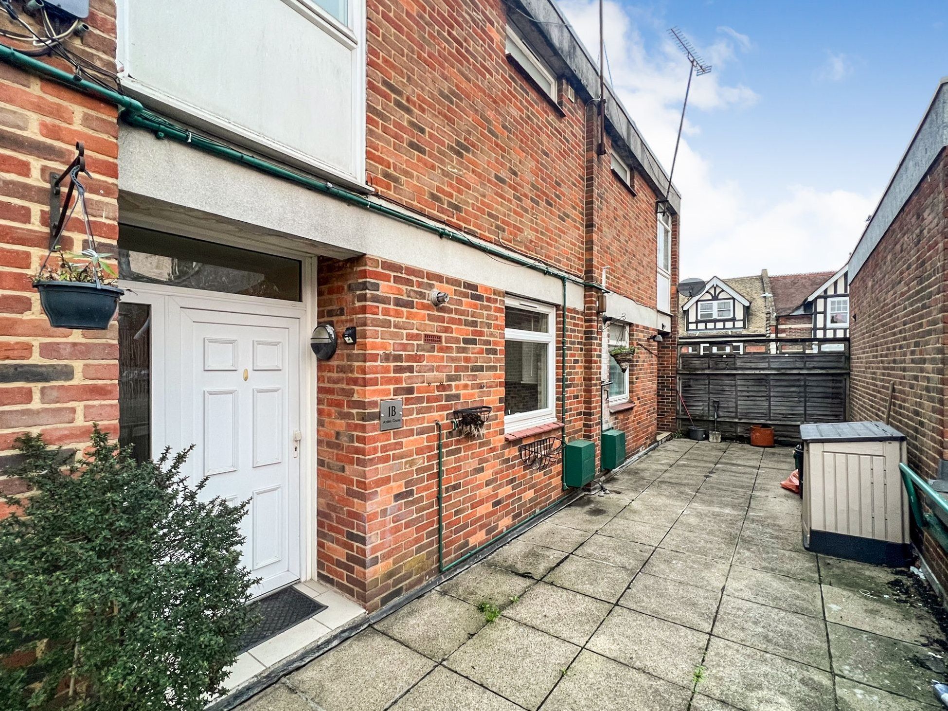 2 bed flat to rent in Arden Grove, Harpenden AL5 Zoopla