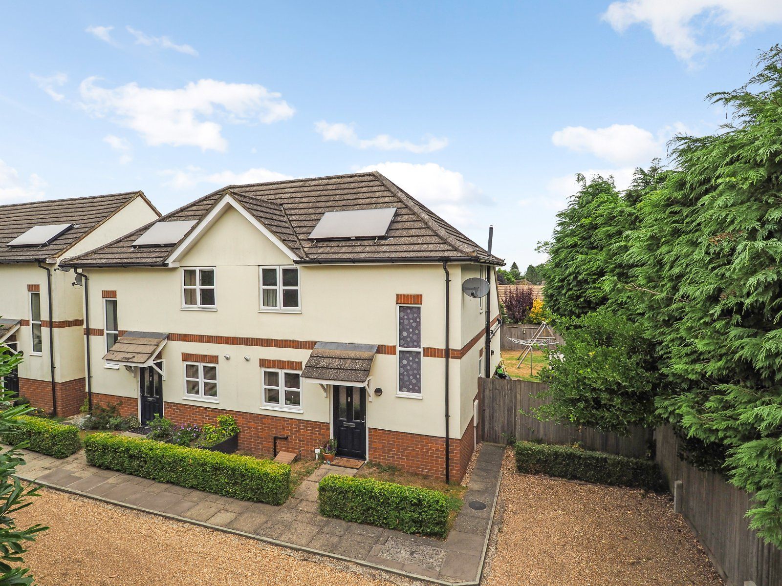 2 bed semidetached house for sale in Harlequin Close, Hindhead, Surrey