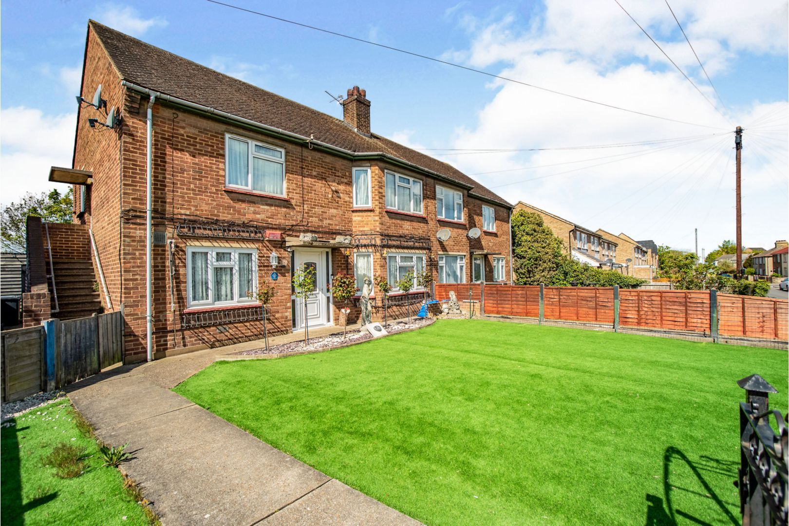 2 bed for sale in Knockhall Chase, Greenhithe DA9 Zoopla