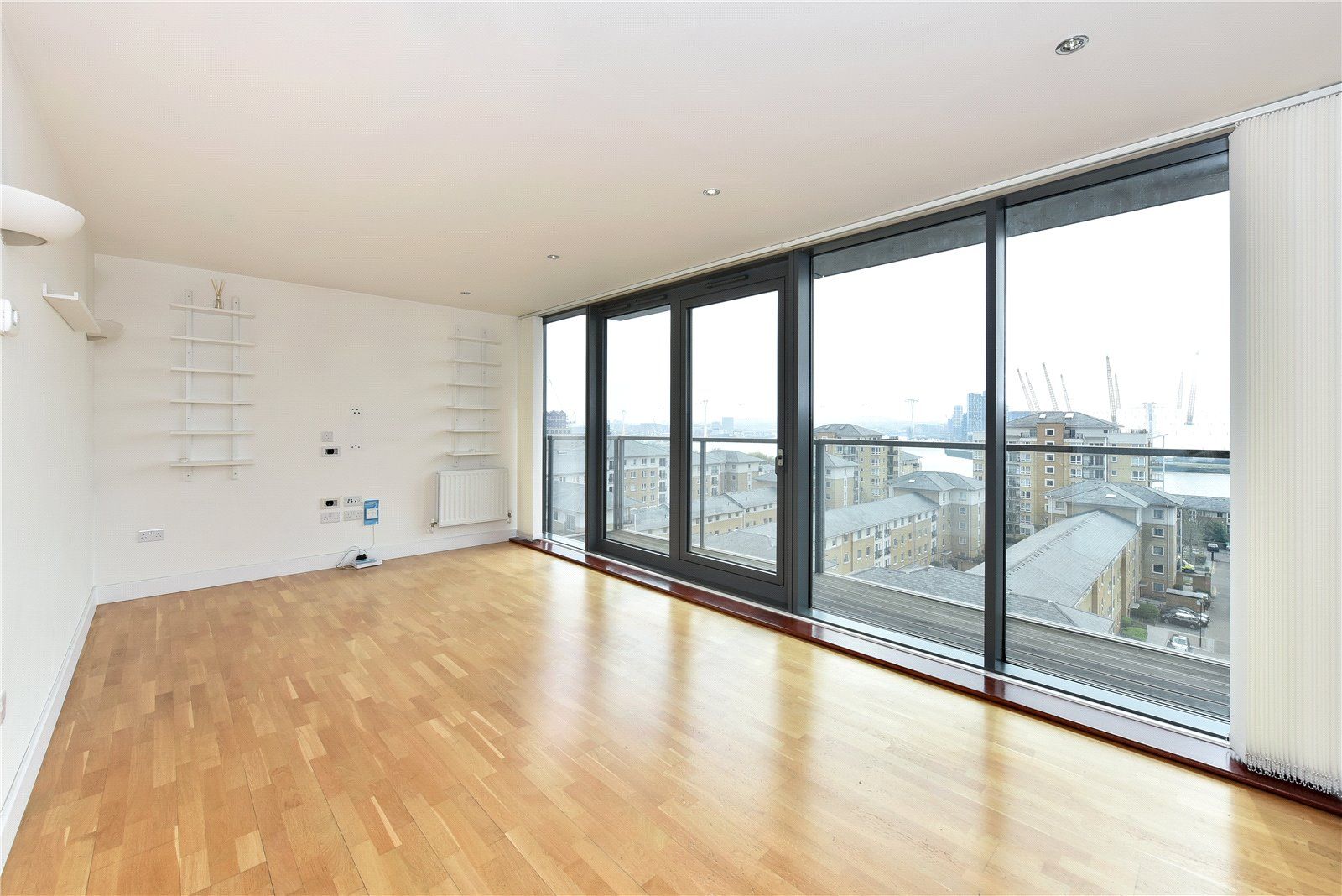 Proton Tower, 8 Blackwall Way, Canary Wharf, London E14