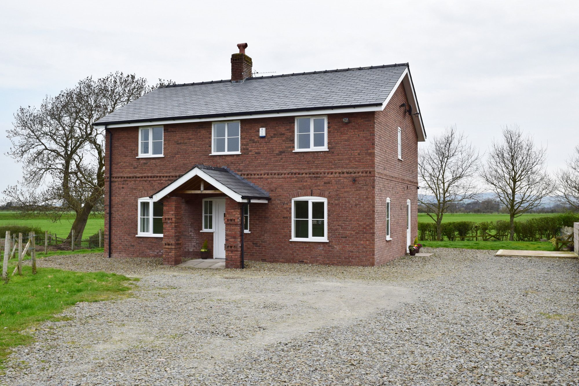 3 bed detached house to rent in Moss Side Lane, Off White Horse Lane