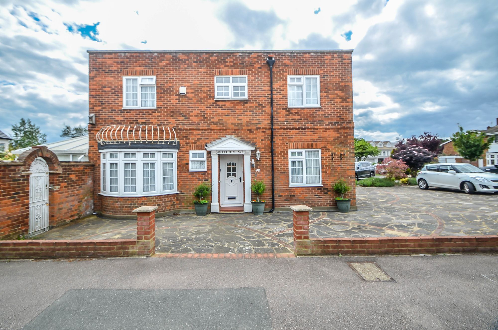 3 bed semidetached house for sale in Leitrim Avenue, Shoeburyness SS3