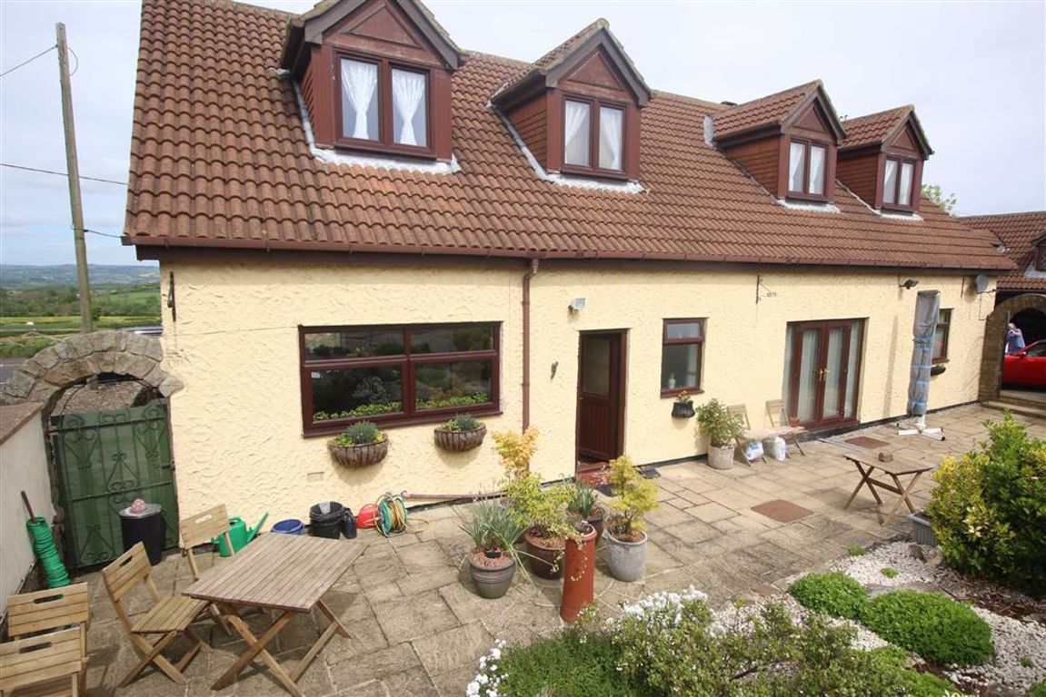 3 bed detached bungalow for sale in Broomside, Coundon, Auckland