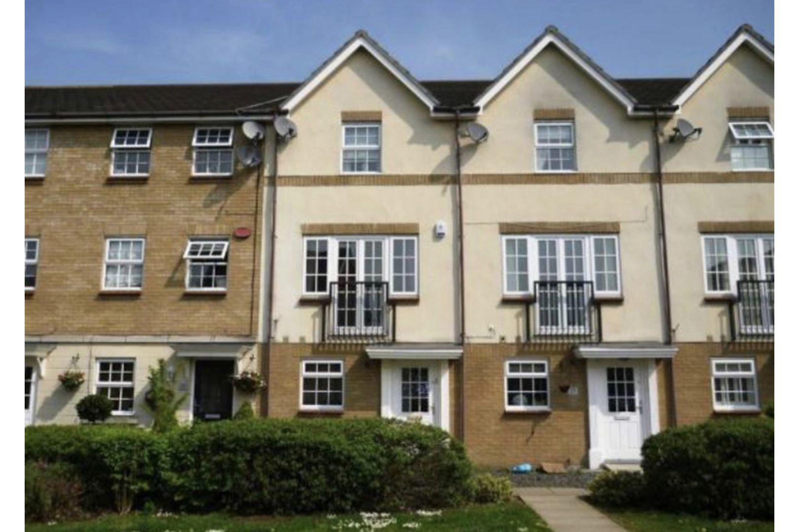 Town house for sale in Harper Close, Chafford Hundred RM16 Zoopla