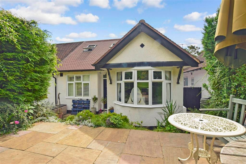 4 bed semidetached bungalow for sale in Montpelier Road, Purley