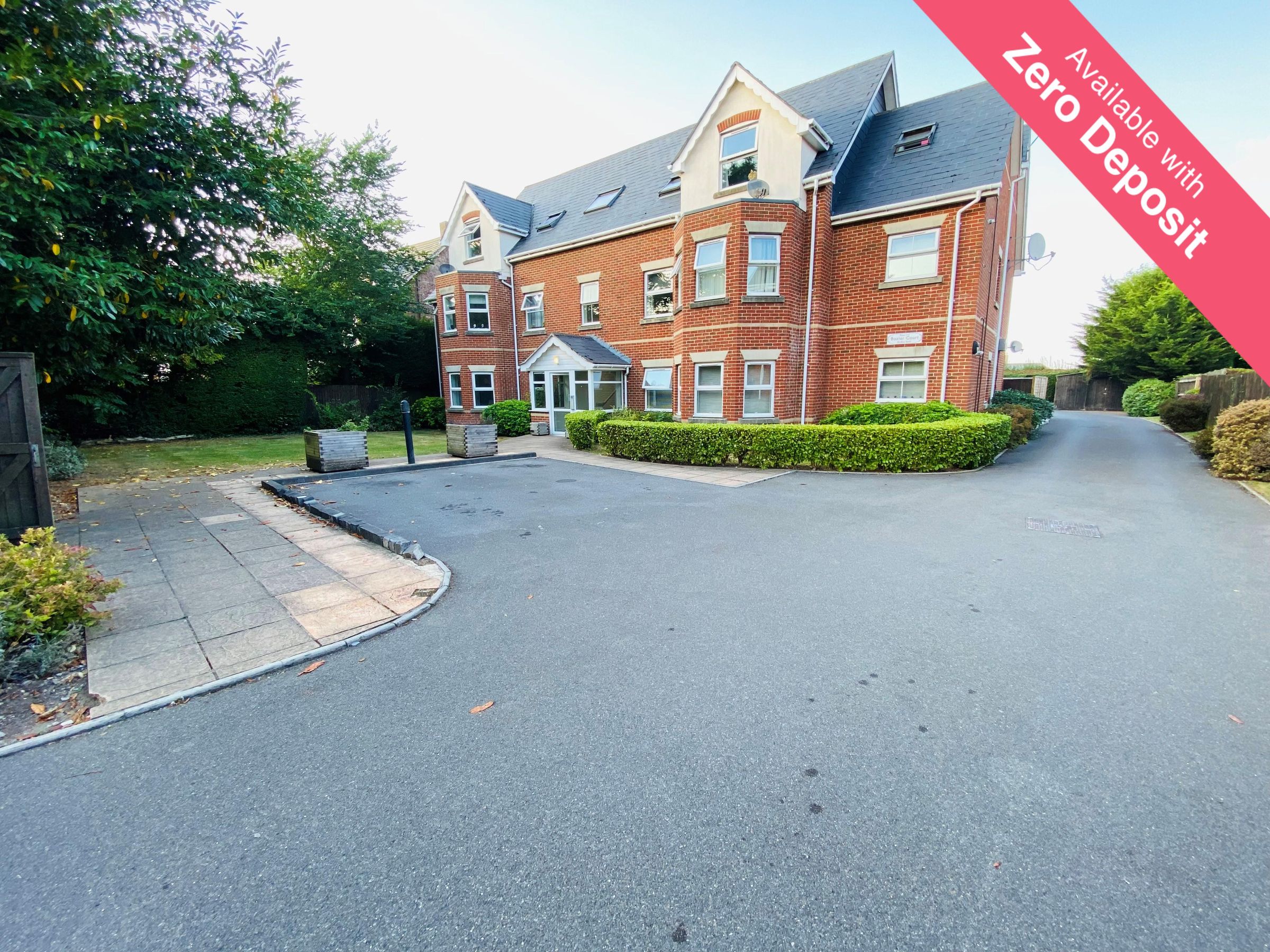 2 bed flat to rent in Alton Road, Bournemouth BH10 Zoopla