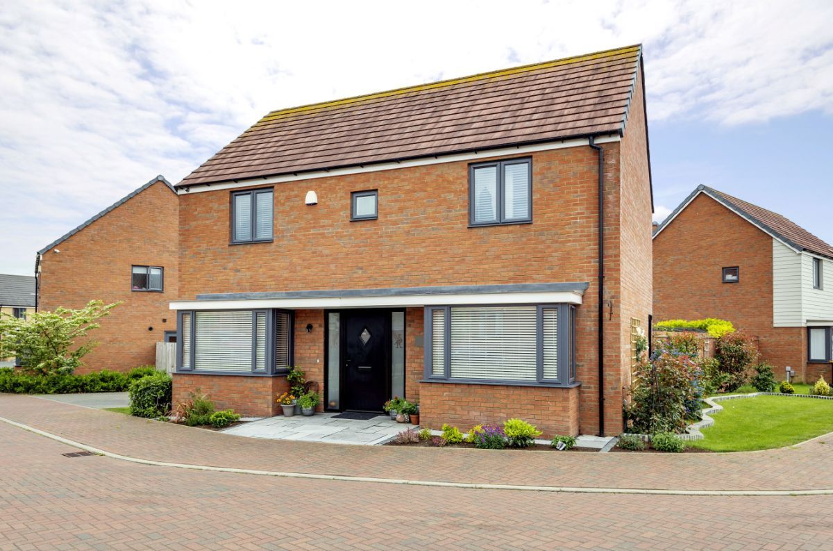 4 bed detached house for sale in Ashpole Avenue, Wootton, Bedford MK43