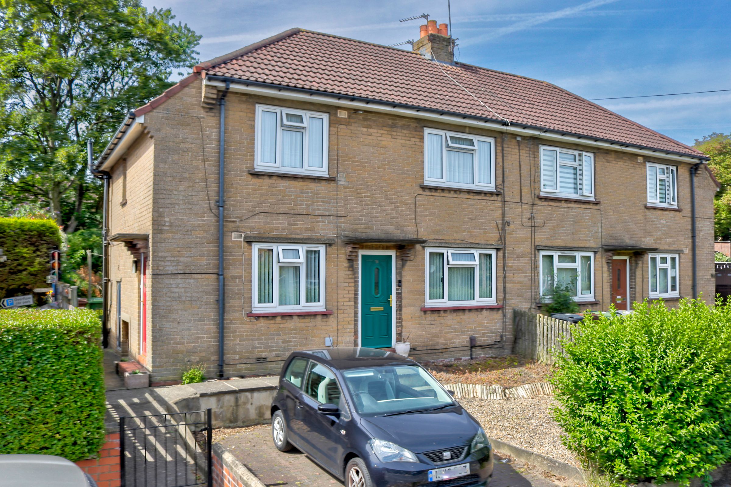 1 bed flat for sale in Littlemoor Crescent, Pudsey, West Yorkshire LS28