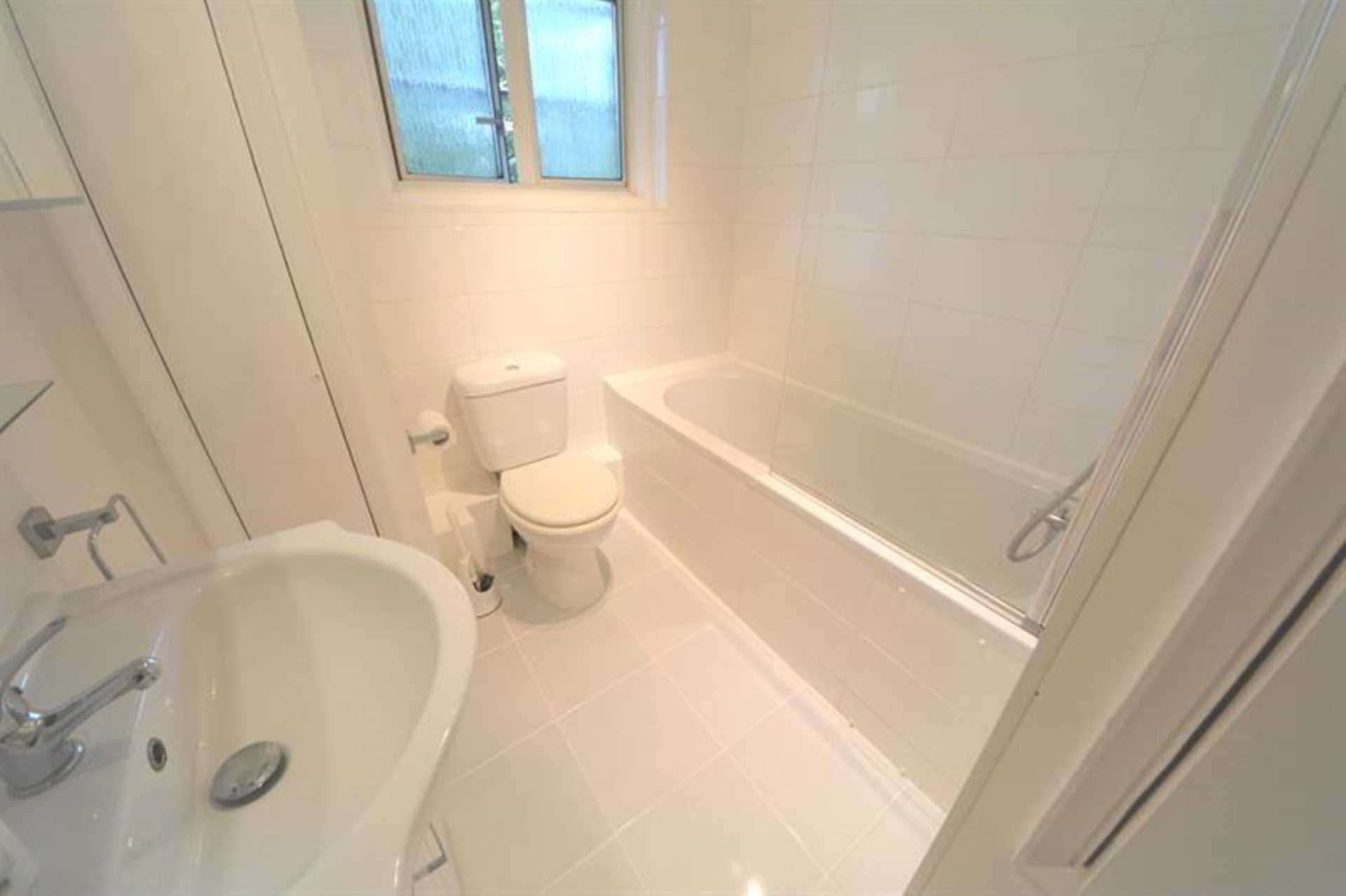 Park Farm Close, London N2