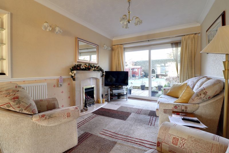 3 bed semidetached house for sale in Nelson Way, Moss Pit, Stafford