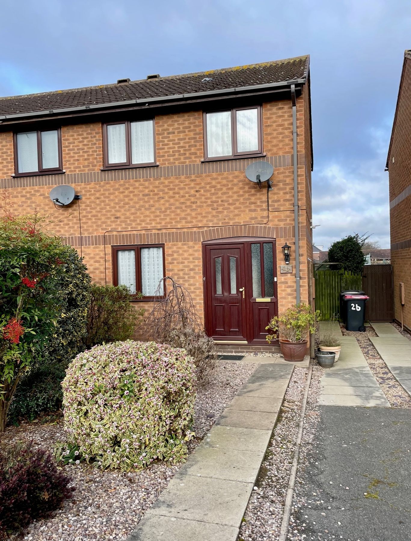 2 bed semidetached house for sale in Oak Tree Close, Kingsbury, West