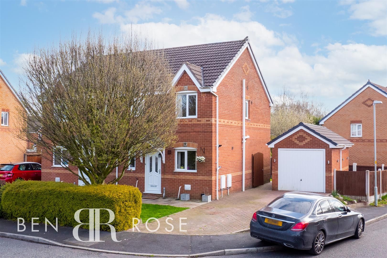 3 bed semidetached house for sale in Broughton Tower Way, Fulwood
