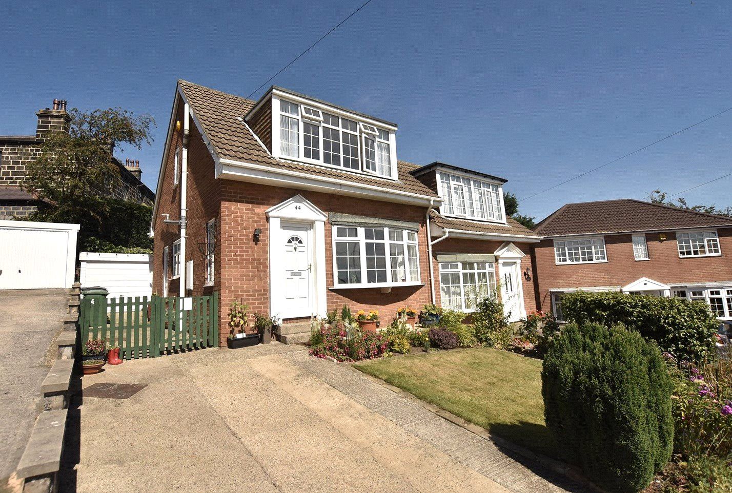 3 bed semidetached house for sale in New Crescent, Horsforth, Leeds