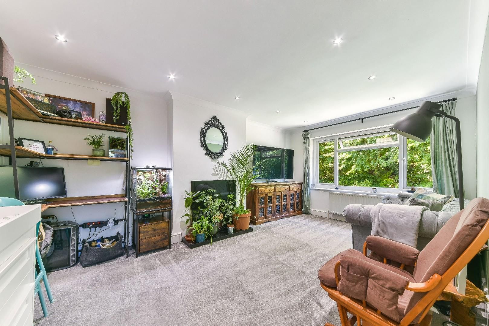 2 bed for sale in Cheviot Close, Banstead SM7 Zoopla